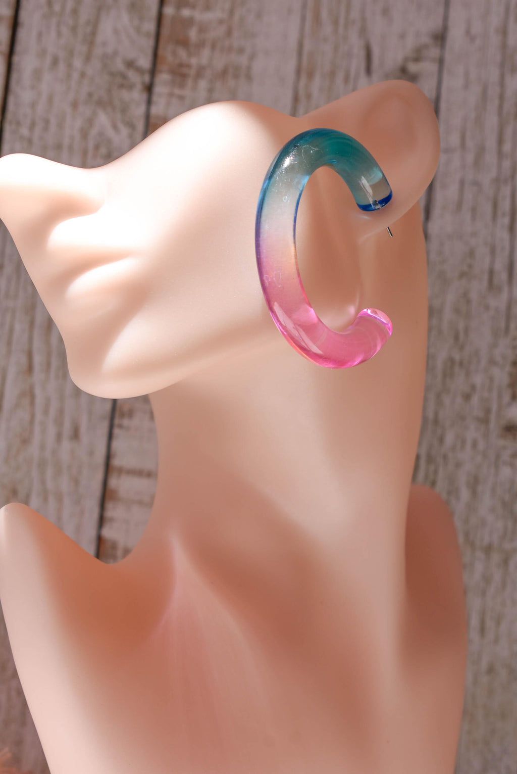 Translucent Gradient Blue Purple Pink Retro Boho Statement Chunky Lucite Ombre Hoop Earrings Fun Earrings Costume Accessories Womens Hoops