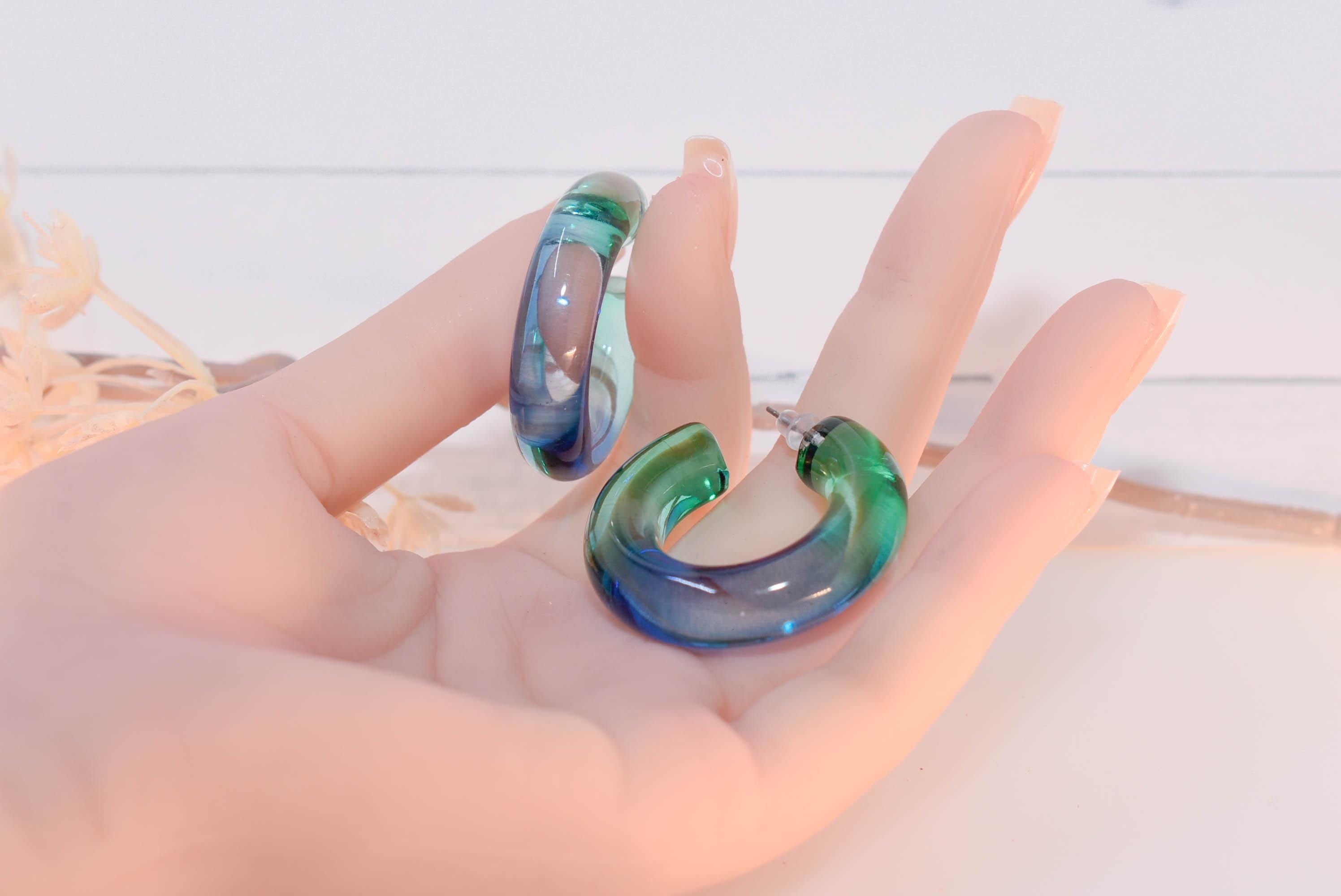 Translucent Gradient Teal Blue Retro Boho Semi Chunky Lucite Ombre Jelly 1.5" Hoop Earrings