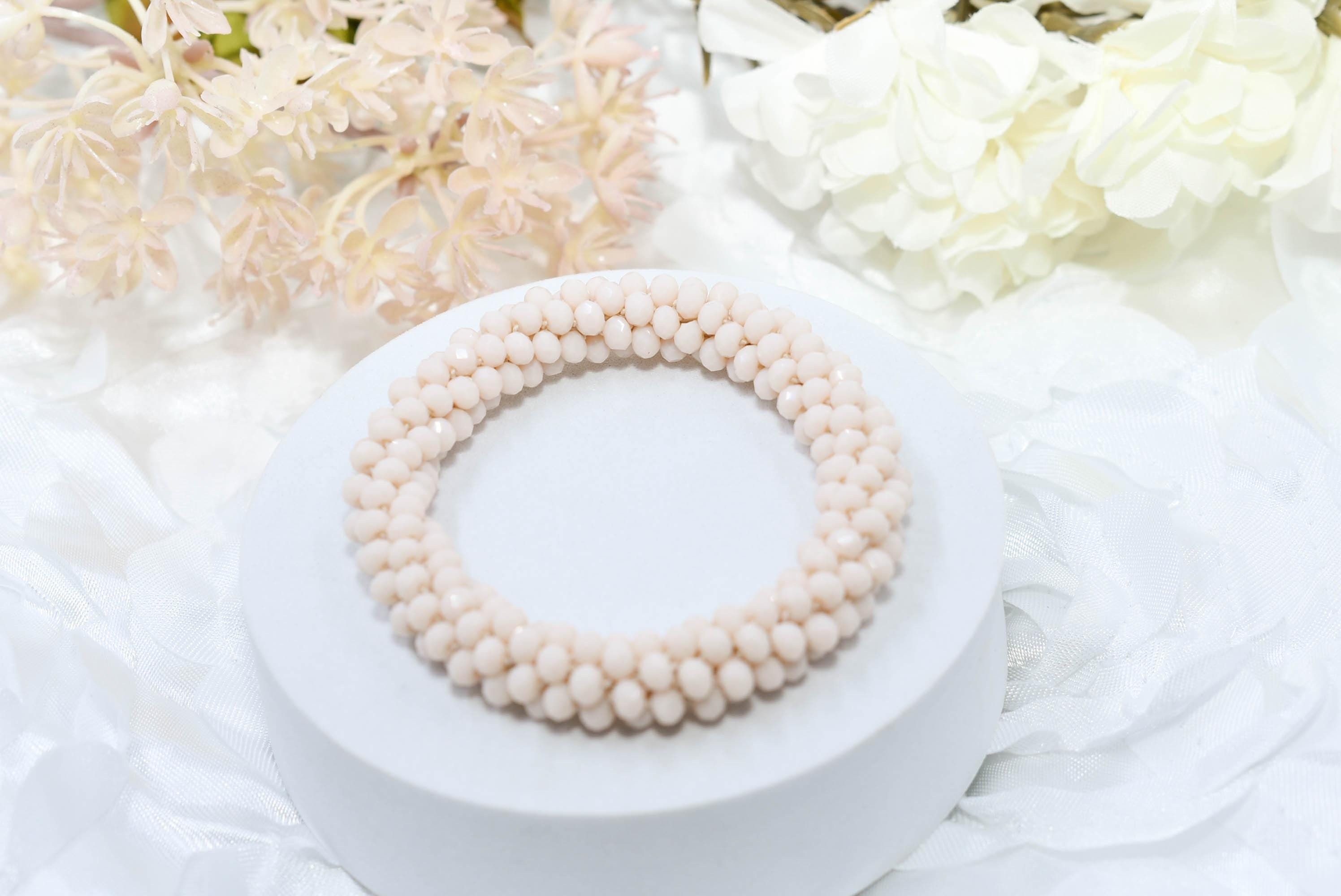 Elegant Ivory Cream Mini Glass Crystal Bead Cluster Stretch Bracelet