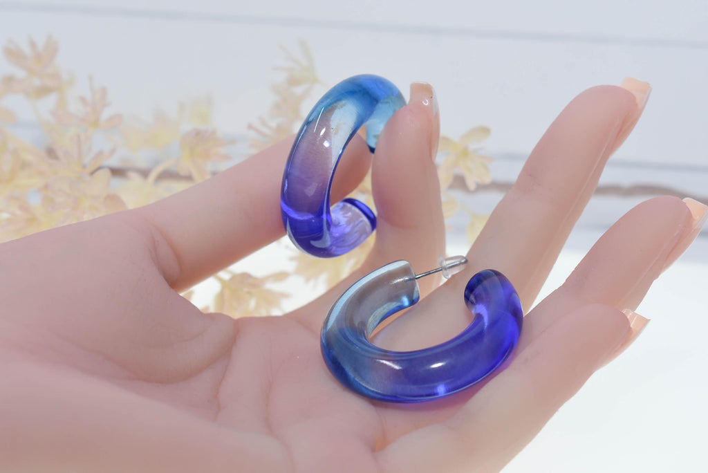 Translucent Gradient Blue Retro Boho Semi Chunky Lucite Ombre Jelly 1.5" Hoop Earrings