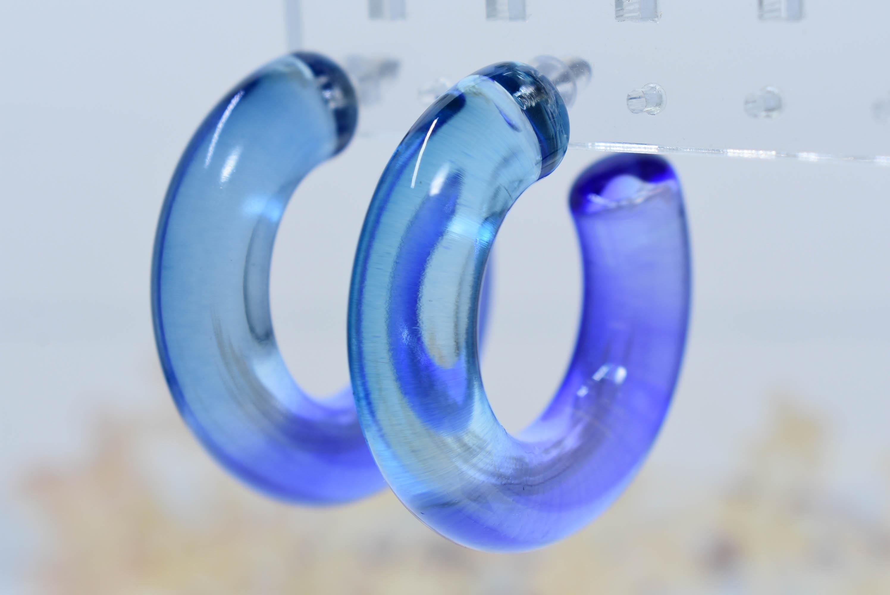 Translucent Gradient Blue Retro Boho Semi Chunky Lucite Ombre Jelly 1.5" Hoop Earrings