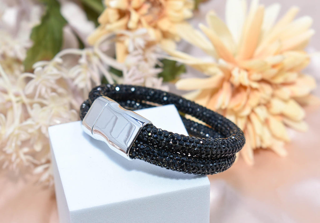 Black Color Pave Rhinestones Flexible Cuff Bangle Magnetic Bracelet Statement Bling Fashion Pageant Night Out Wedding