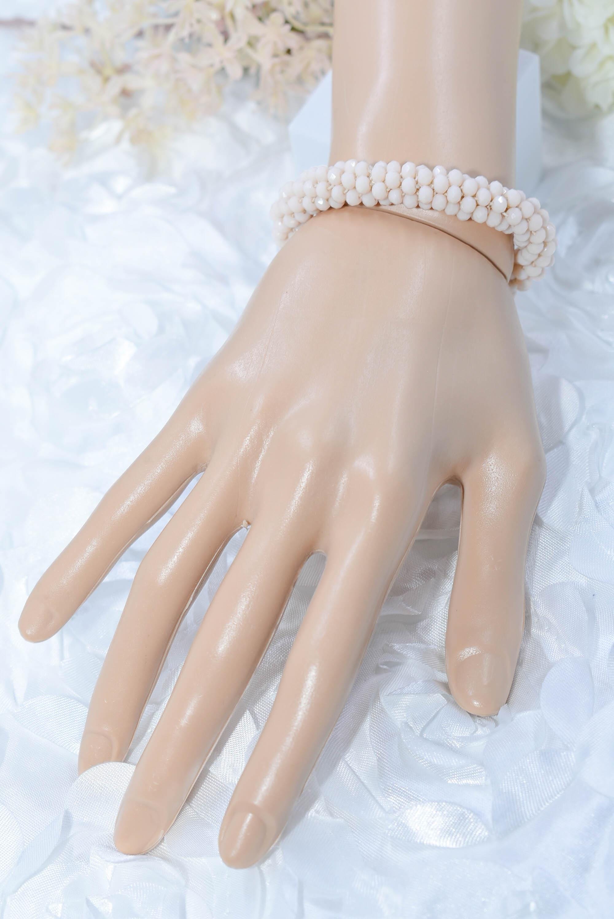 Elegant Ivory Cream Mini Glass Crystal Bead Cluster Stretch Bracelet