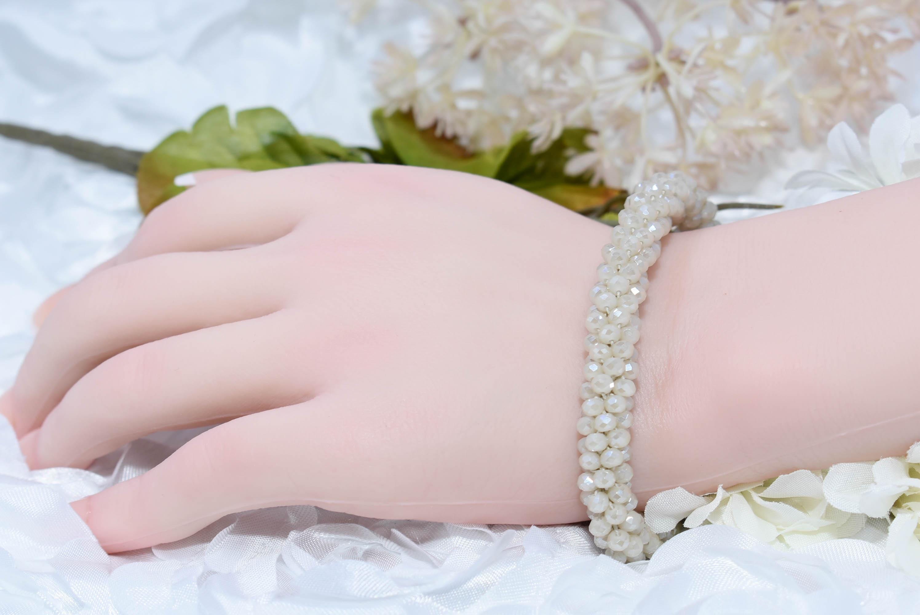 Elegant Clear Beige Mini Glass Crystal Bead Cluster Stretch Bracelet
