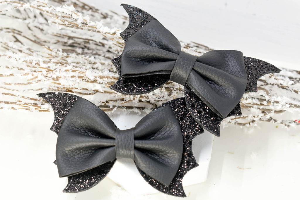 Emo Goth Punk Black Glitter Bat Wing Shape Halloween Bow Hair Barrette Set Girls Women Holiday Hair Accessory Hair Clip