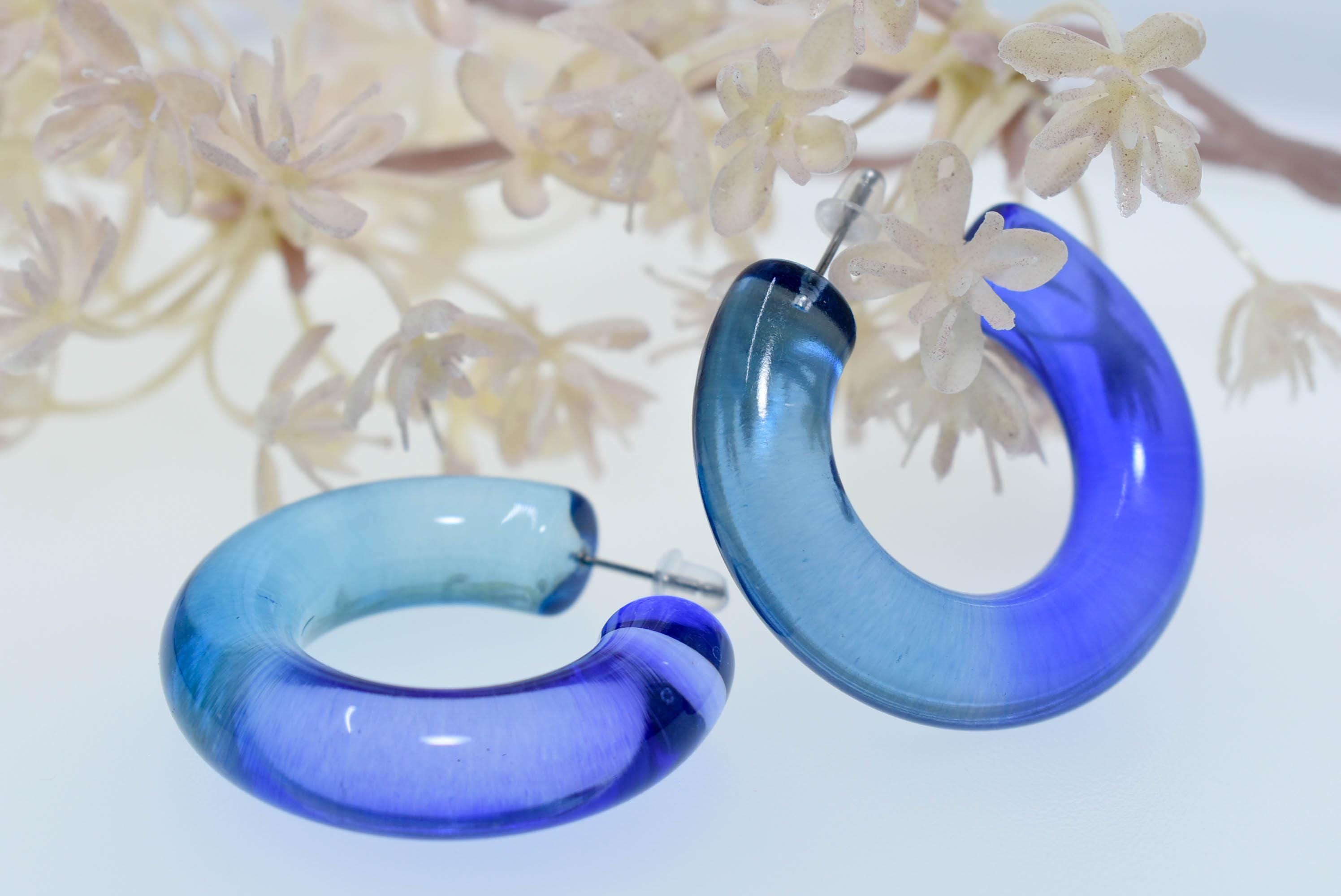 Translucent Gradient Blue Retro Boho Semi Chunky Lucite Ombre Jelly 1.5" Hoop Earrings