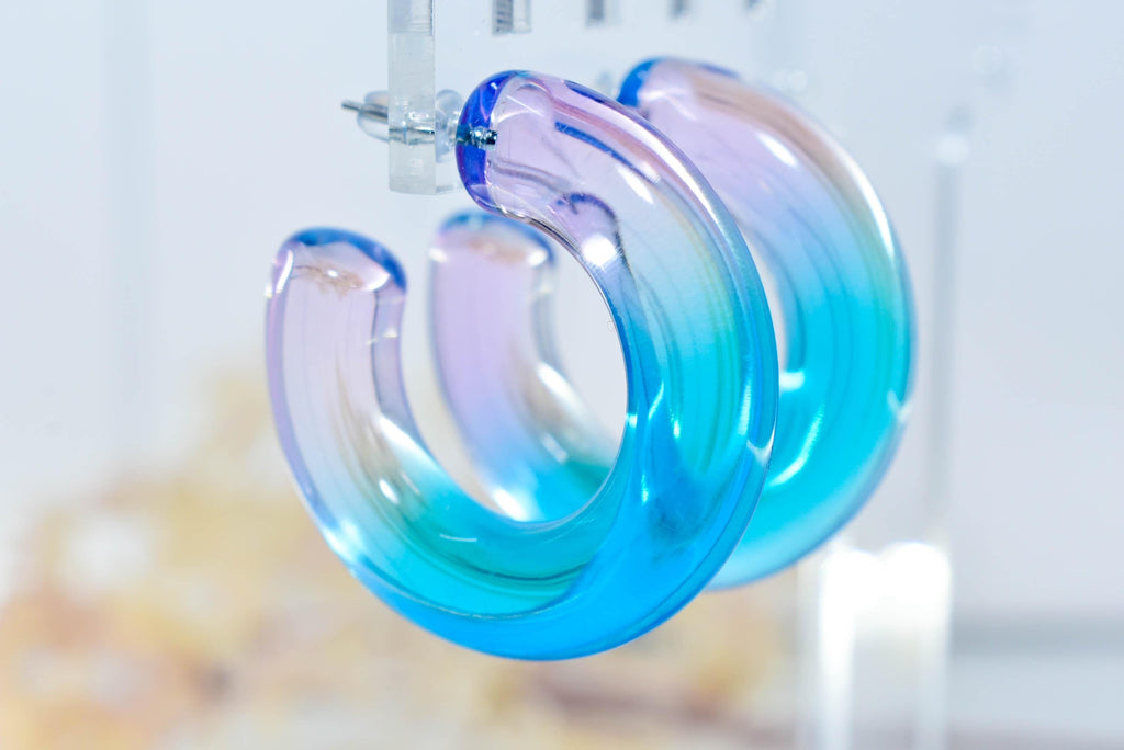 Translucent Gradient Blue Purple Retro Boho Semi Chunky Lucite Ombre Jelly 1.5" Hoop Earrings