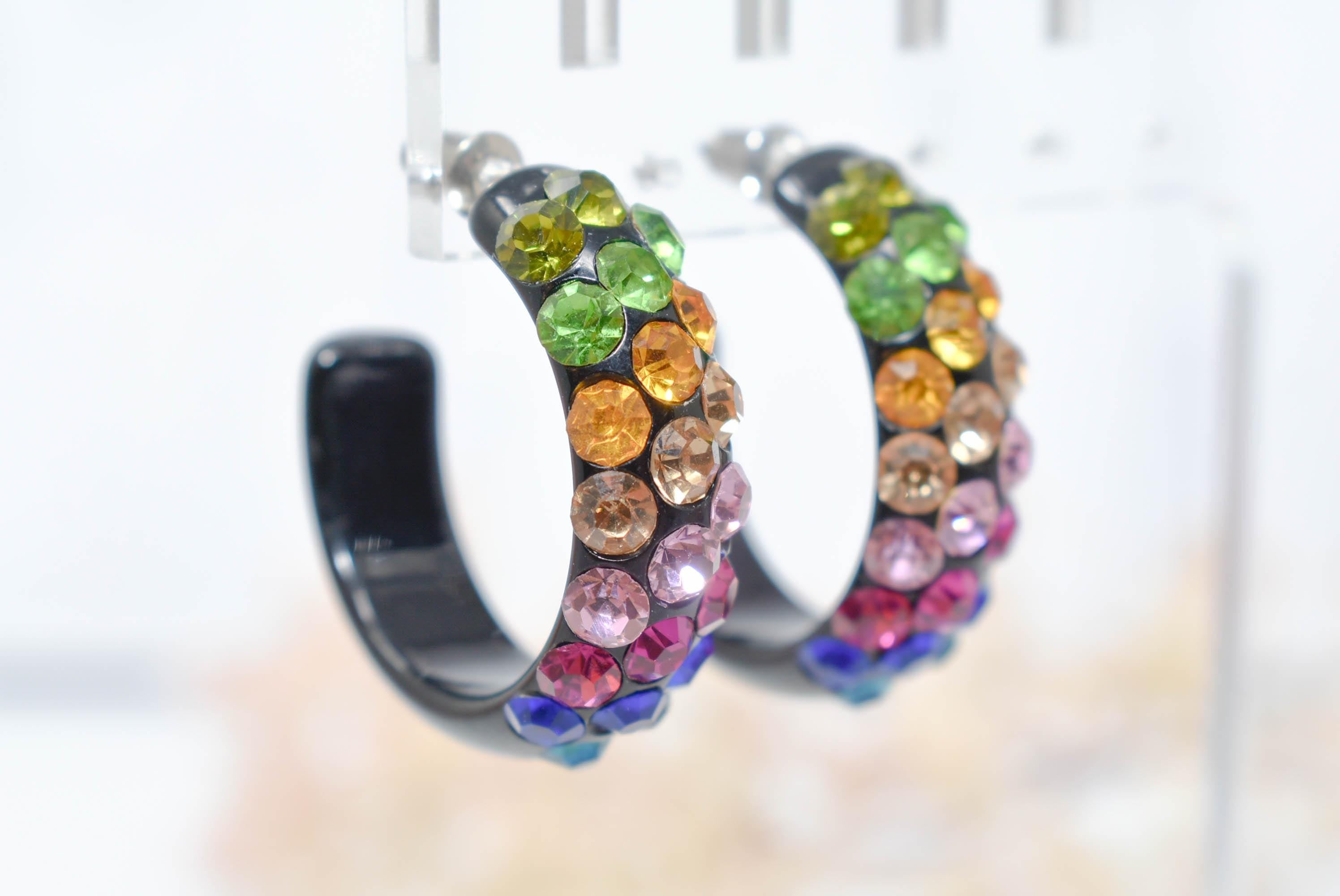 Black Diagonal Pattern Bling Lucite Vivid Multicolor Rhinestones 1.25" Hoop Earrings Pageant Weddings Night Out
