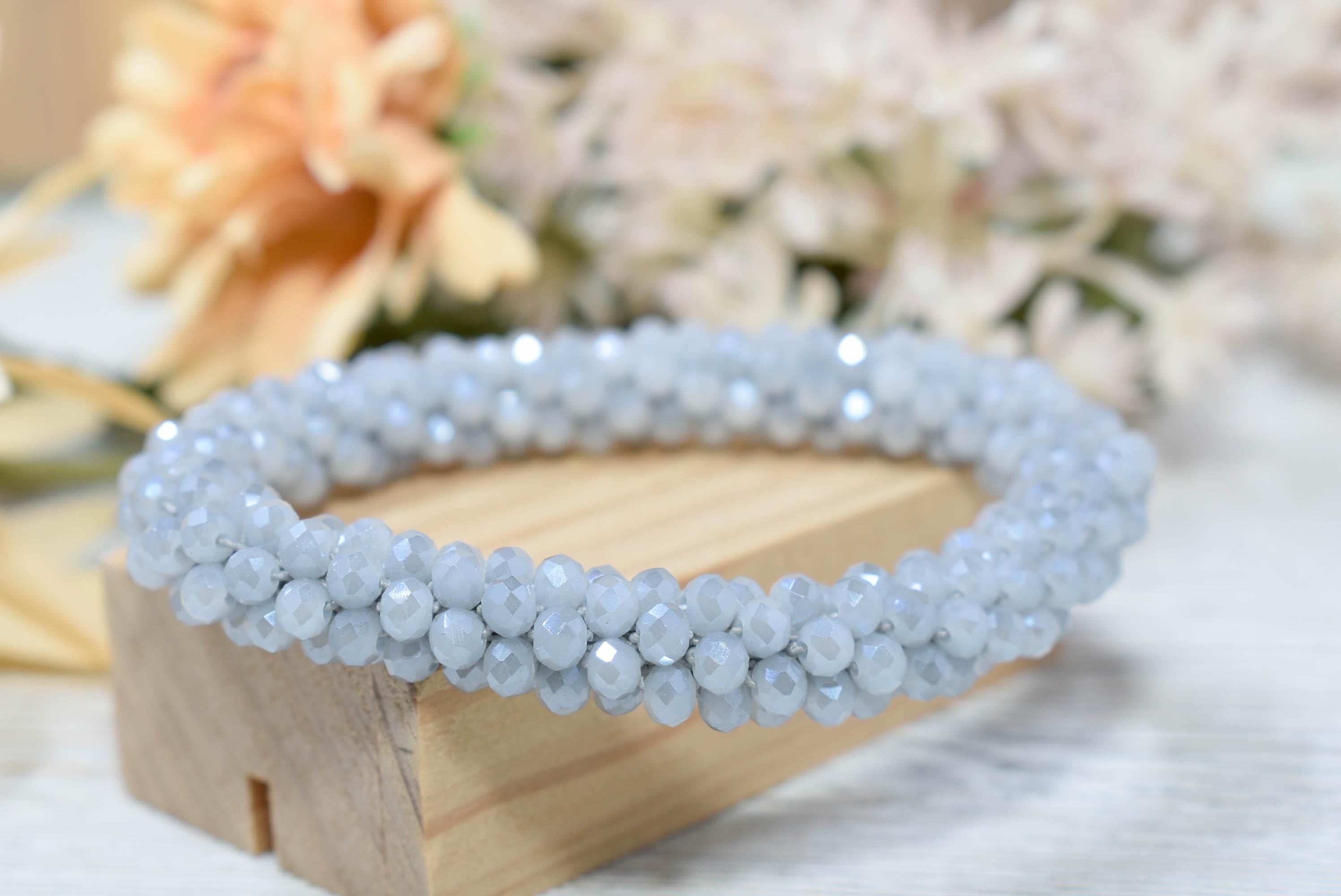 Elegant Light Gray Mini Glass Crystal Bead Cluster Stretch Bracelet