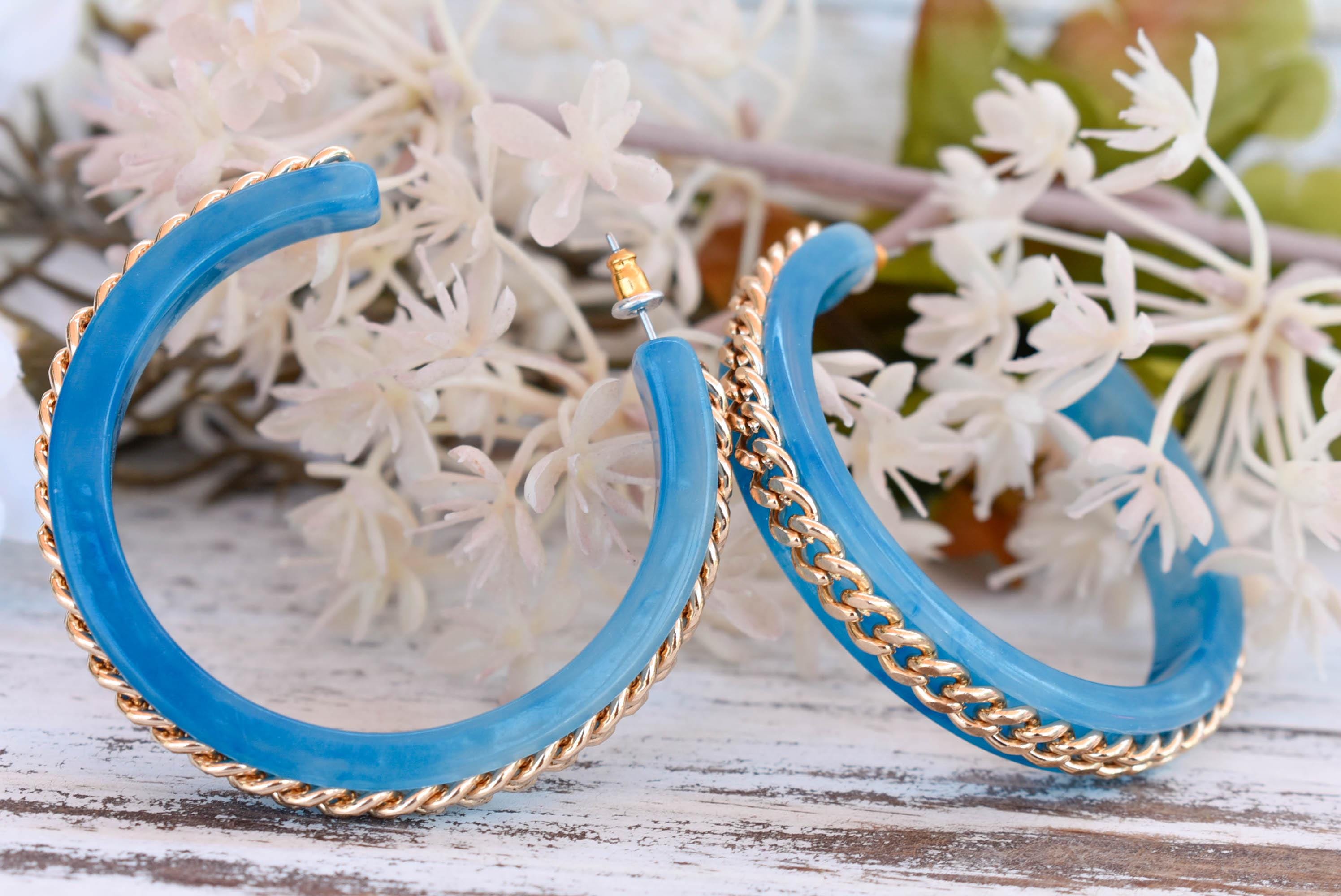 Boho Blue Marbled Acetate Hoop Earrings with Brass Chain Accent – 2" Chic Modern Statement Hoops