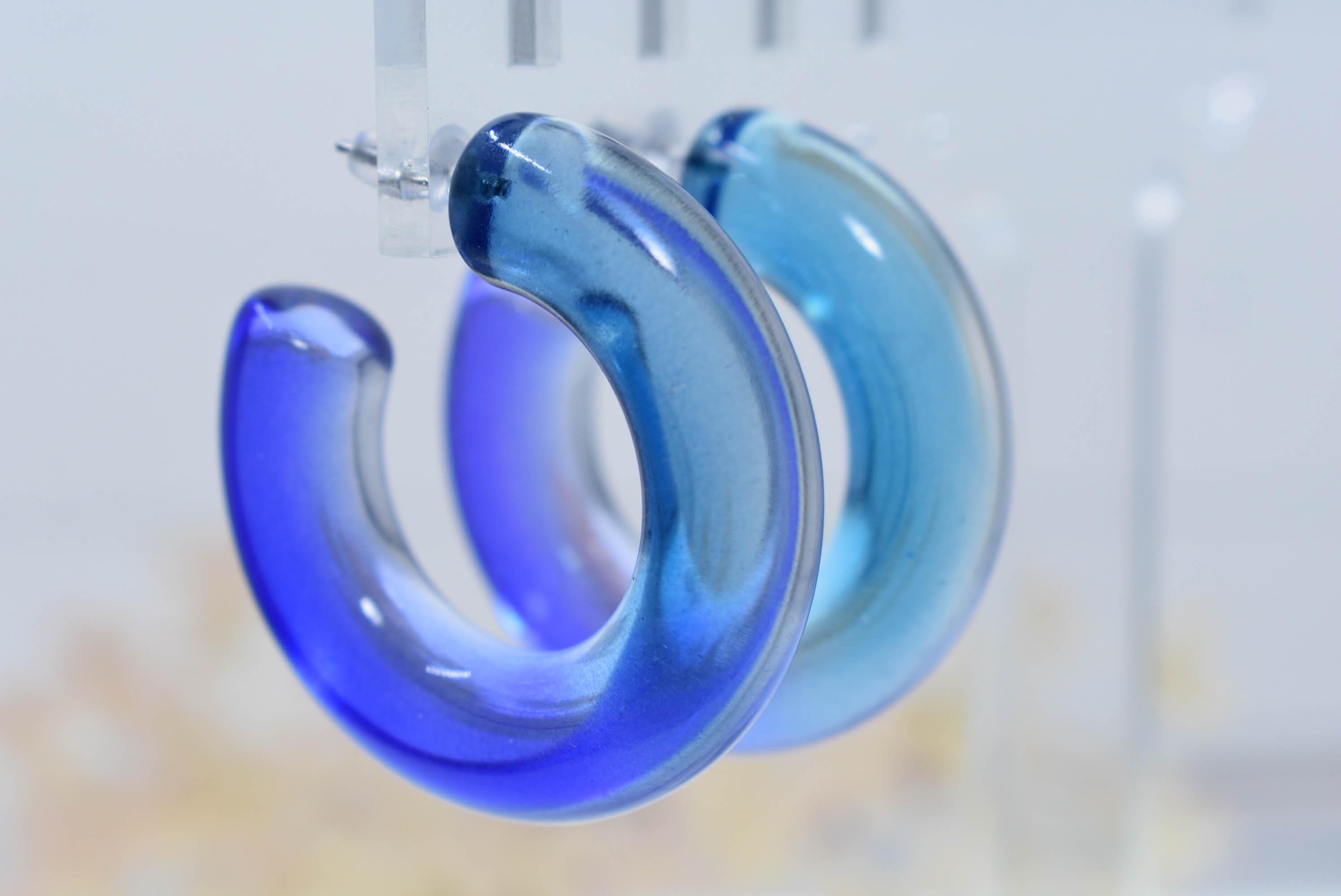 Translucent Gradient Blue Retro Boho Semi Chunky Lucite Ombre Jelly 1.5" Hoop Earrings