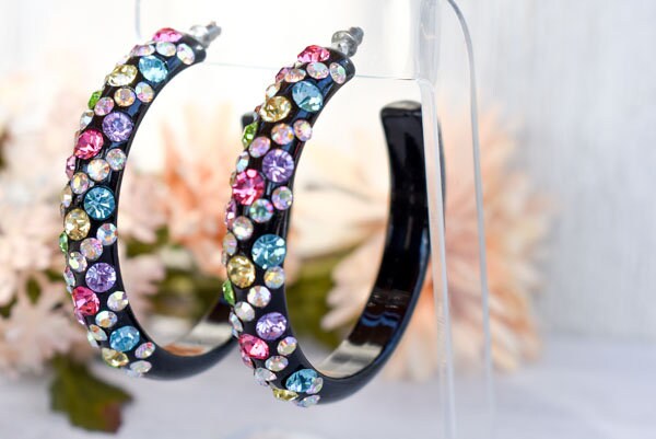 Bling Black Diagonal Pattern Statement Acrylic Lucite Light Tone Multicolor 2.5" Women's Hoop Earrings Pageant Weddings Night Out