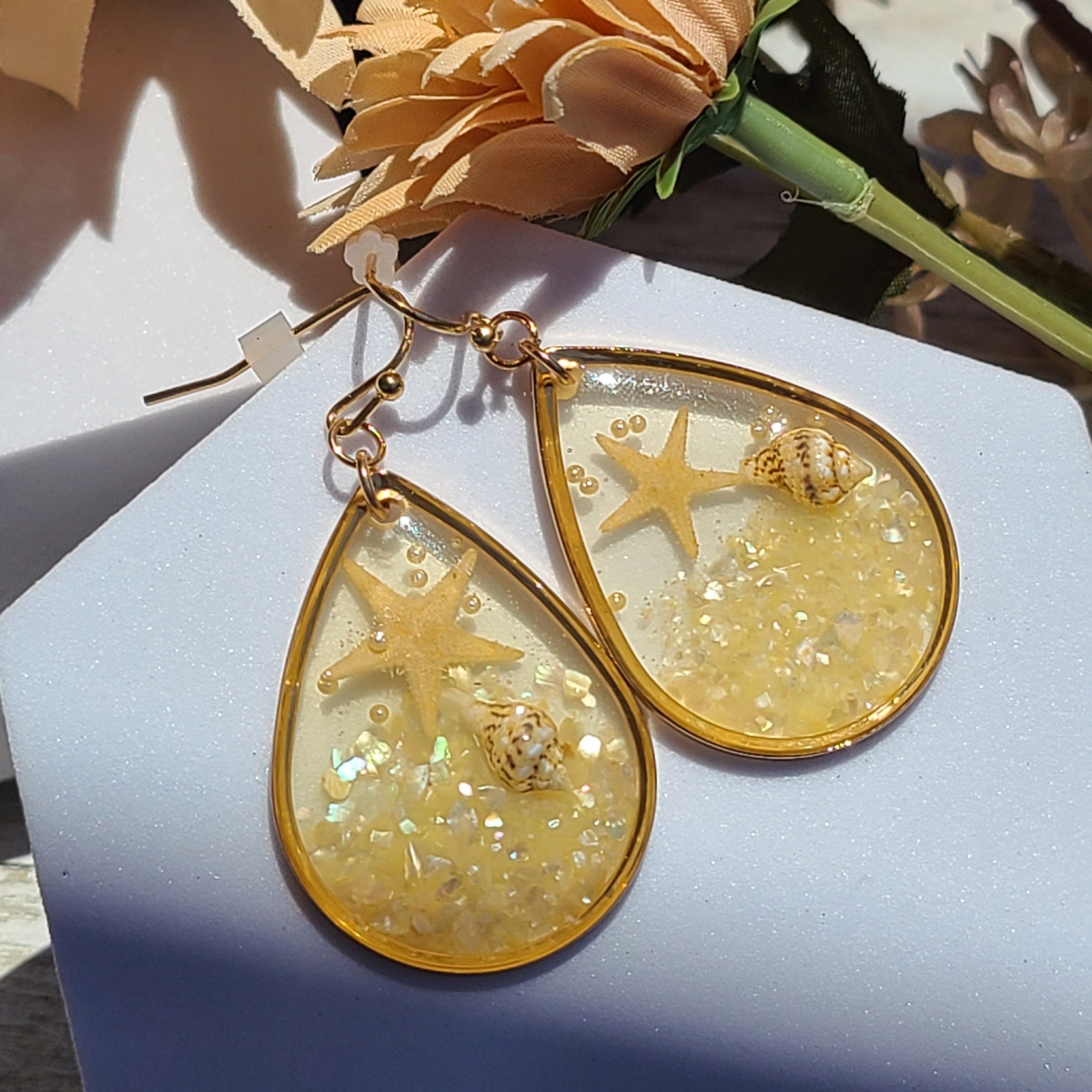 Boho Clear Beige Resin Starfish Seashell Accent Beach Theme Sealife Teardrop Dangle Earrings Women's Vacation Gifts