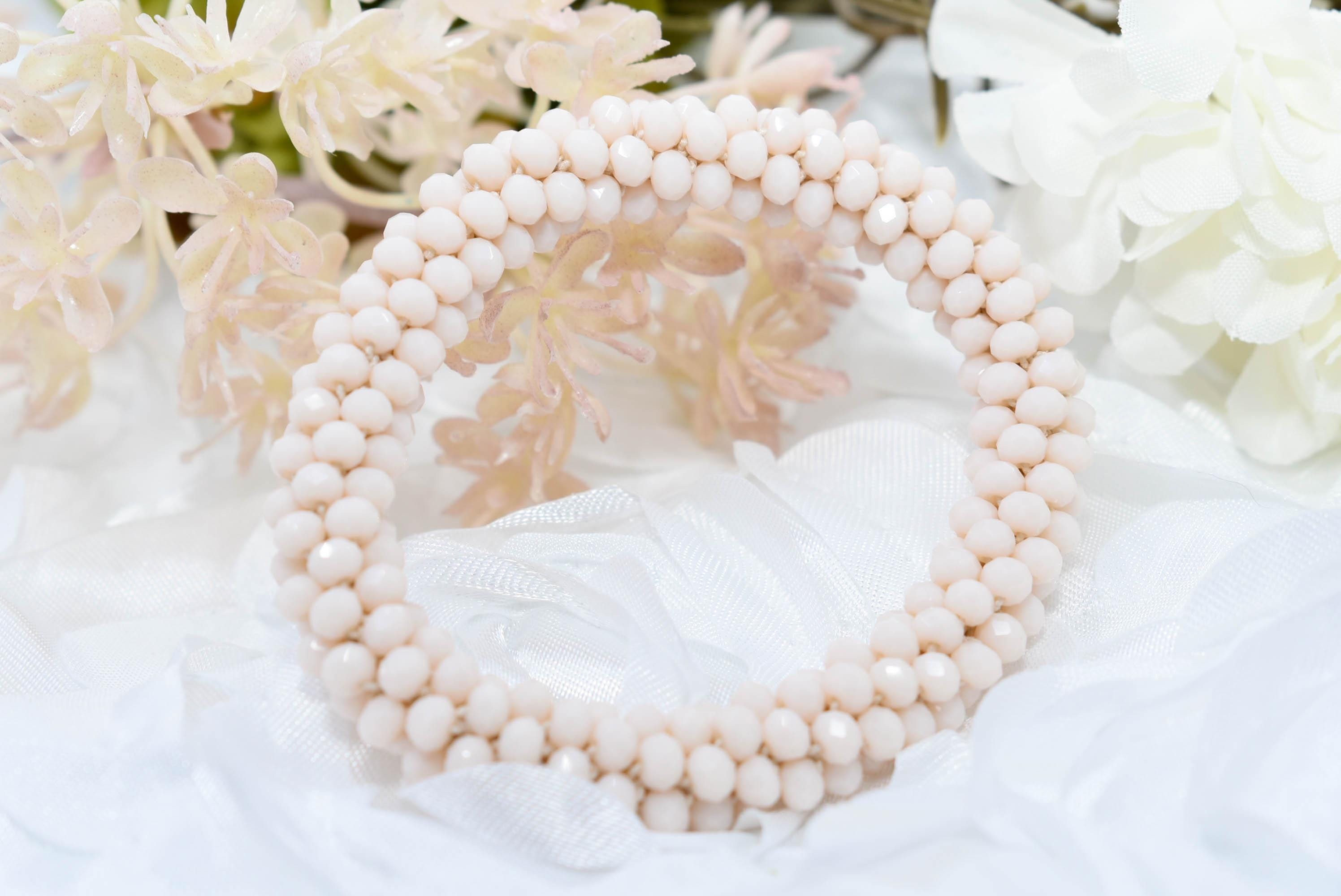 Elegant Ivory Cream Mini Glass Crystal Bead Cluster Stretch Bracelet