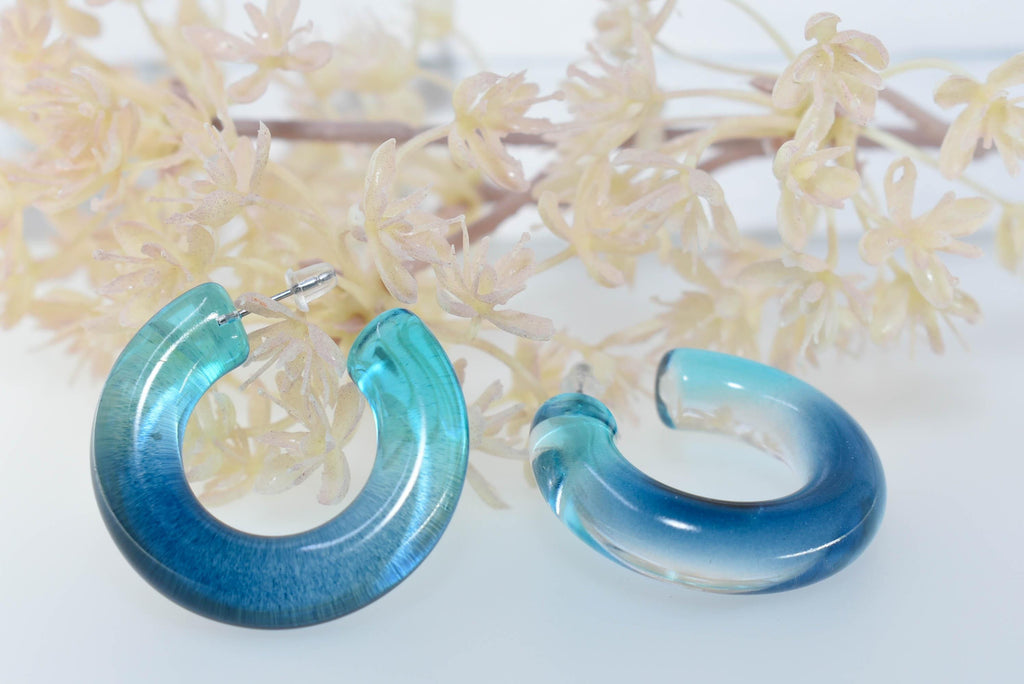 Translucent Gradient Blue Aqua Retro Boho Semi Chunky Lucite Ombre Jelly 1.5" Hoop Earrings