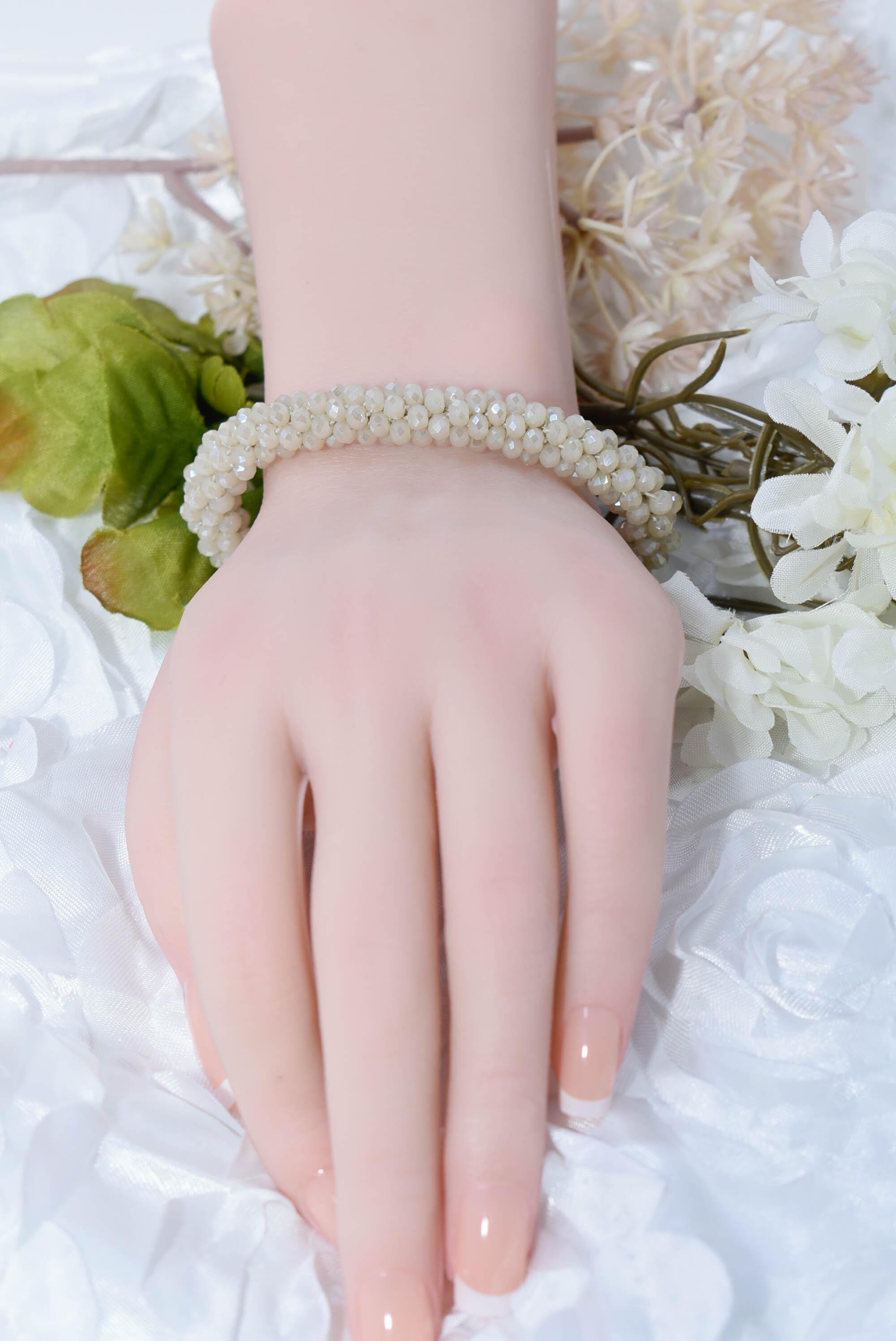 Elegant Clear Beige Mini Glass Crystal Bead Cluster Stretch Bracelet