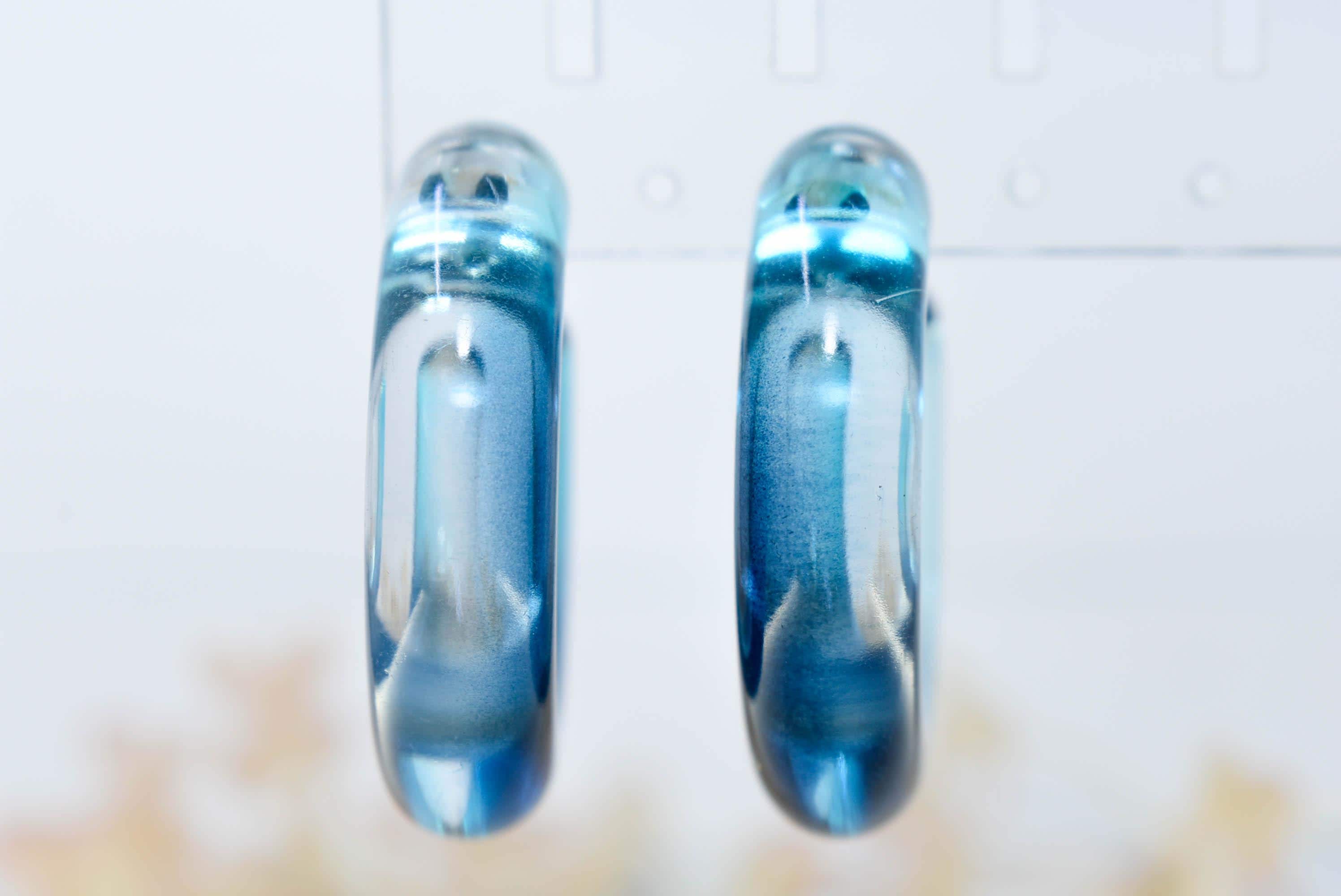 Translucent Gradient Blue Aqua Retro Boho Semi Chunky Lucite Ombre Jelly 1.5" Hoop Earrings