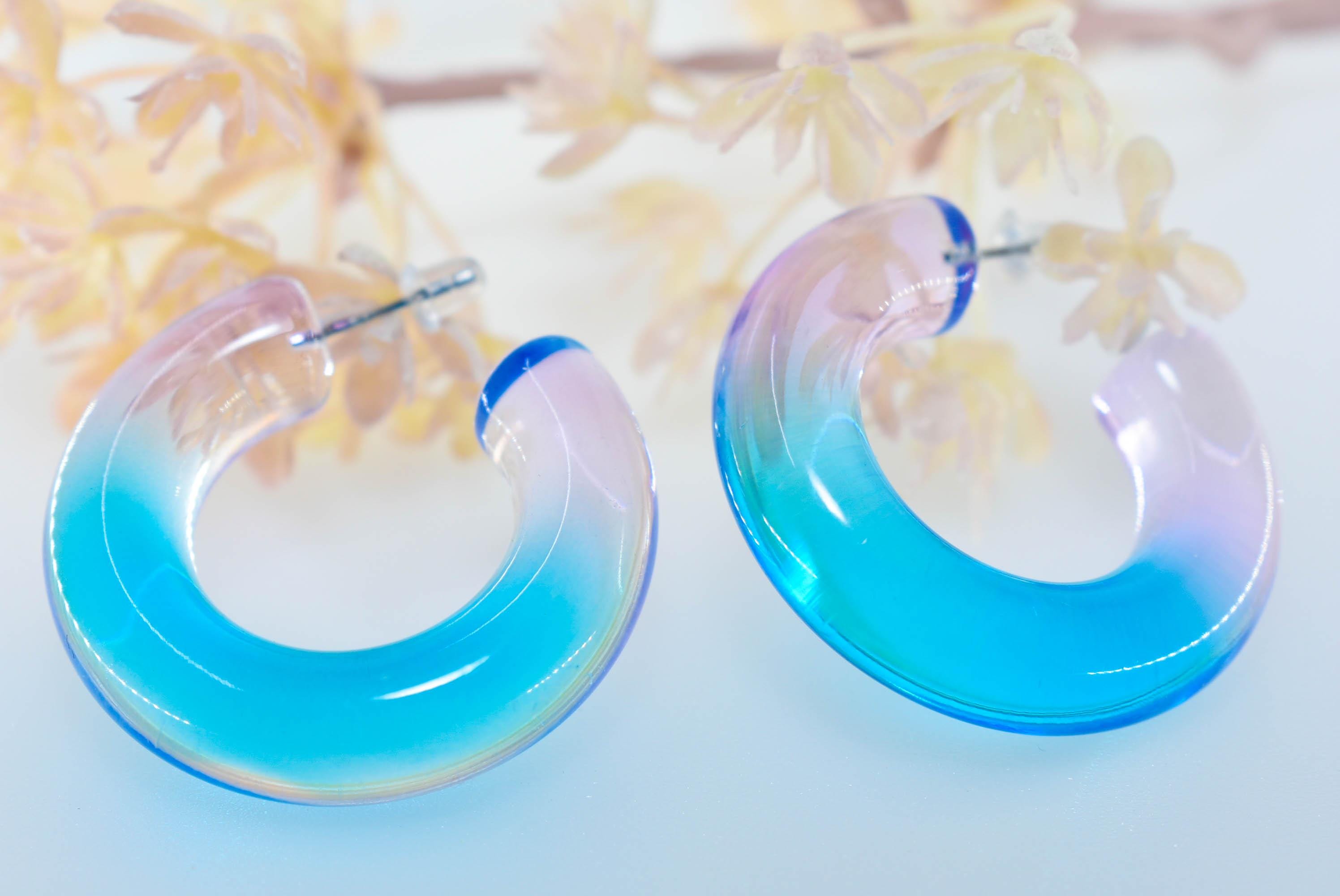Translucent Gradient Blue Purple Retro Boho Semi Chunky Lucite Ombre Jelly 1.5" Hoop Earrings